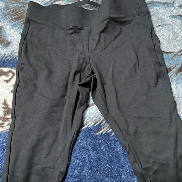 Exercise type pants - Picture 1 of 4